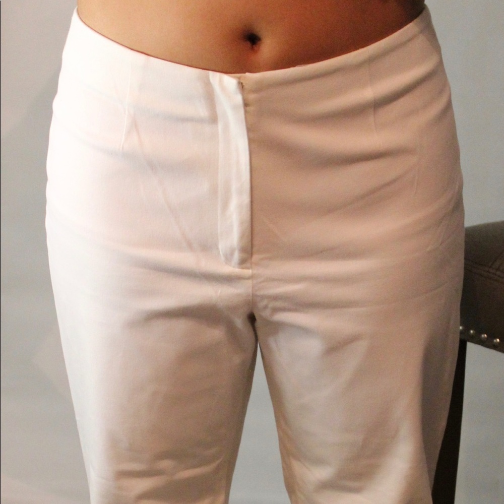 Evelyn & Arthur white pants.